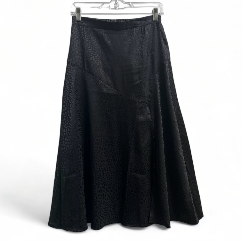 NWT Status by Chenault Women's Black Satin Animal Print A-Line Skirt Size Small